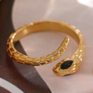 NEW 18K Gold Plated Snake Serpent Ring